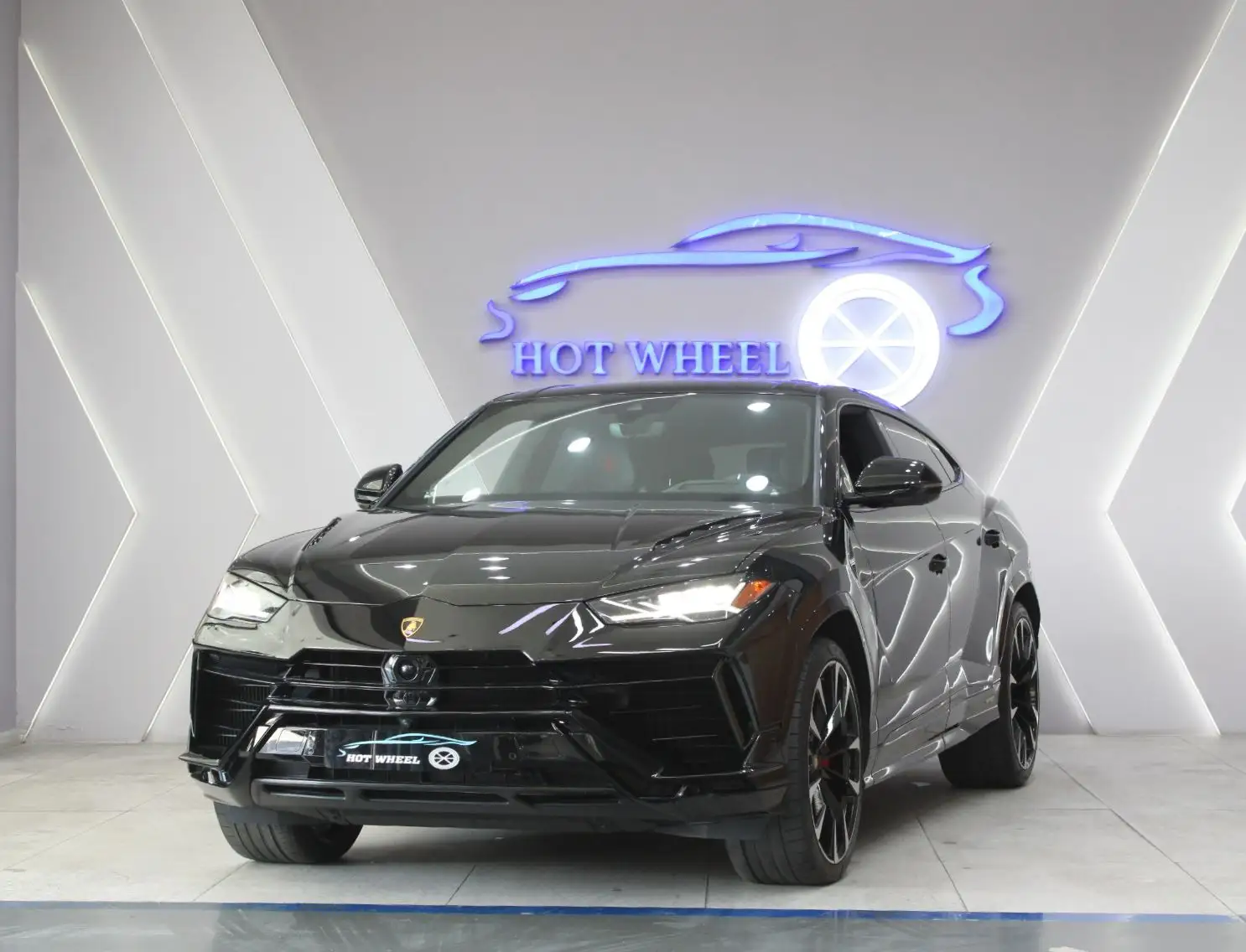 لامبورغيني اوروس 2024