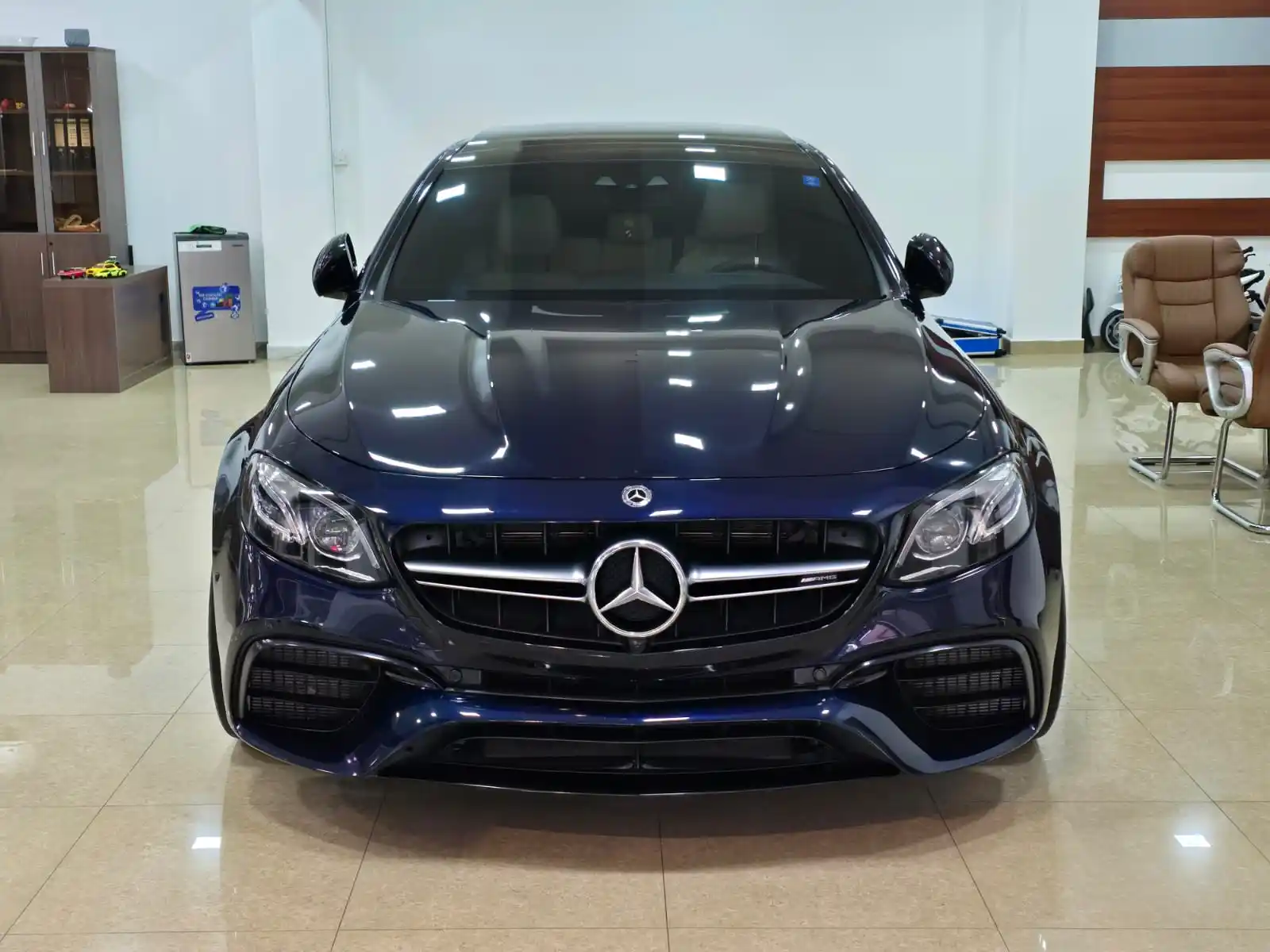 Mercedes Benz AMG GT 2023