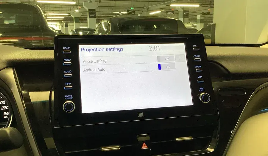 تويوتا Camry HEV 2024