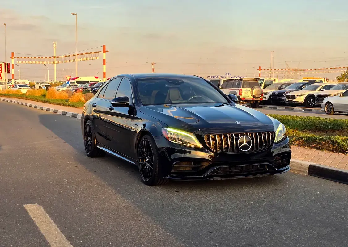 مرسيدس بنز C Class AMG 2019 4L
