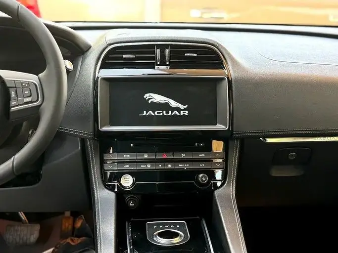 جاكوار F Pace 2017 3L