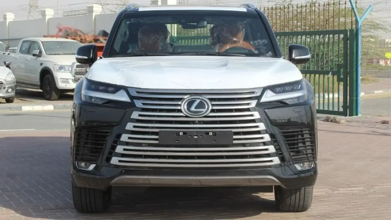لكزس LX 2023 3.5L