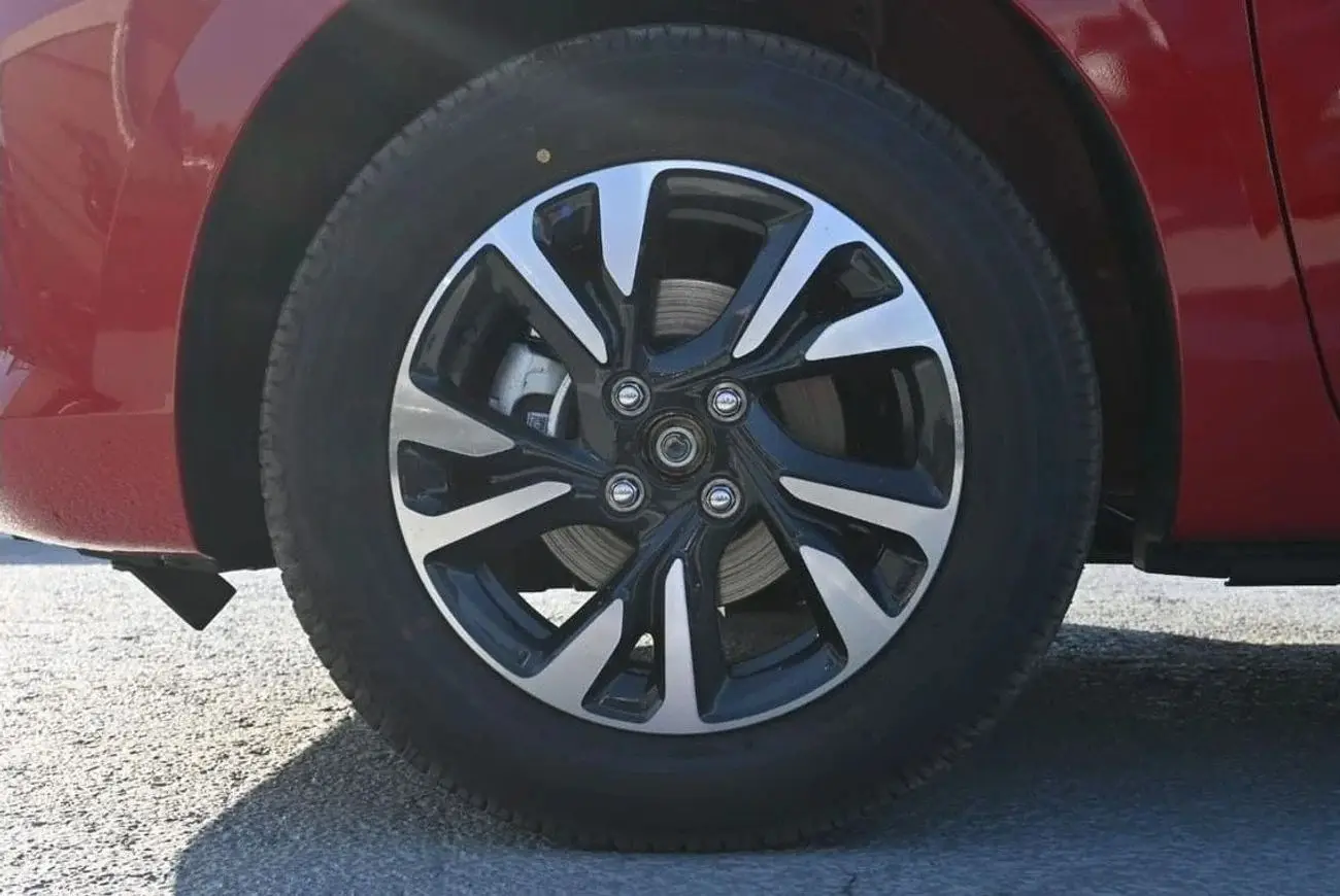 سوزوكي سويفت 2025 1.2L