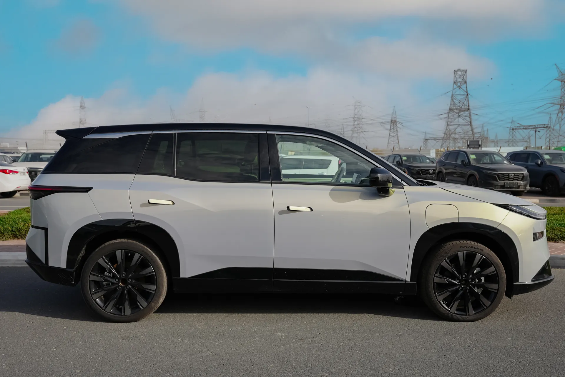 تويوتا bZ3 2025