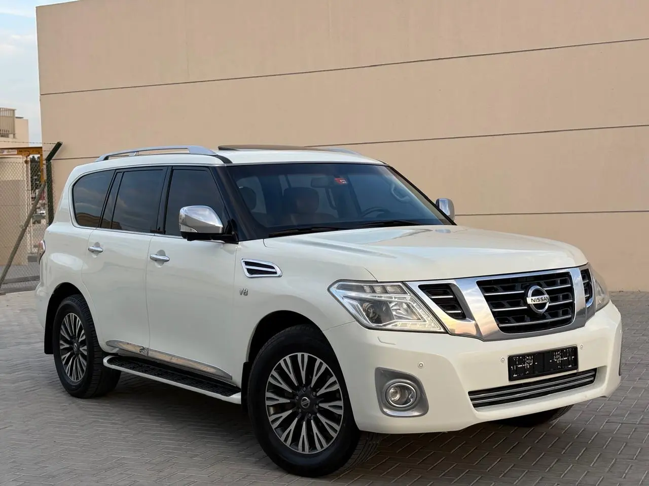 Nissan Patrol 2016 5.6L