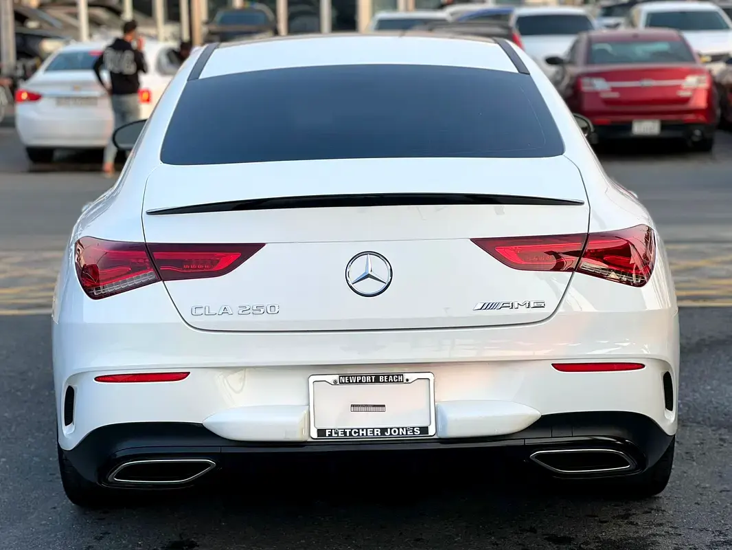 مرسيدس بنز GLA Class 2023