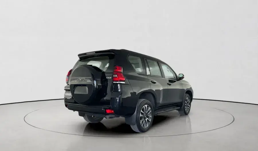 تويوتا برادو 2023