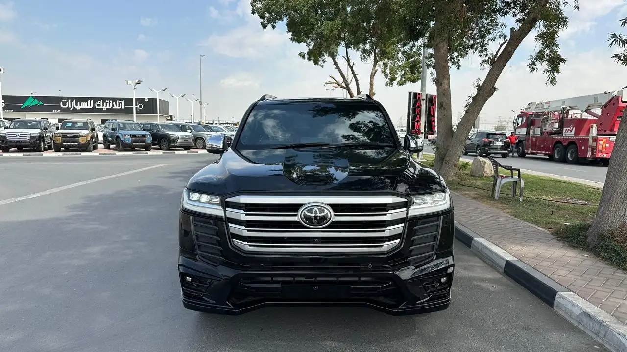 Toyota Land Cruiser 2023 3.3L