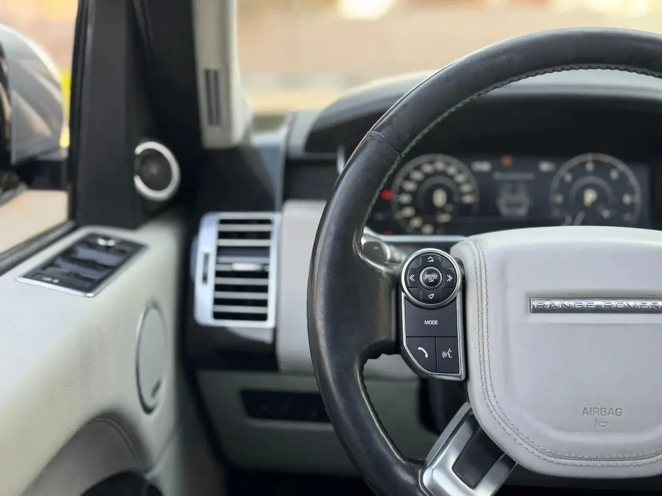 Land Rover Range Rover Vogue 2016 5L