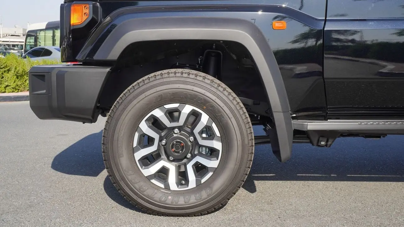 Toyota Land Cruiser 70 2025 4L