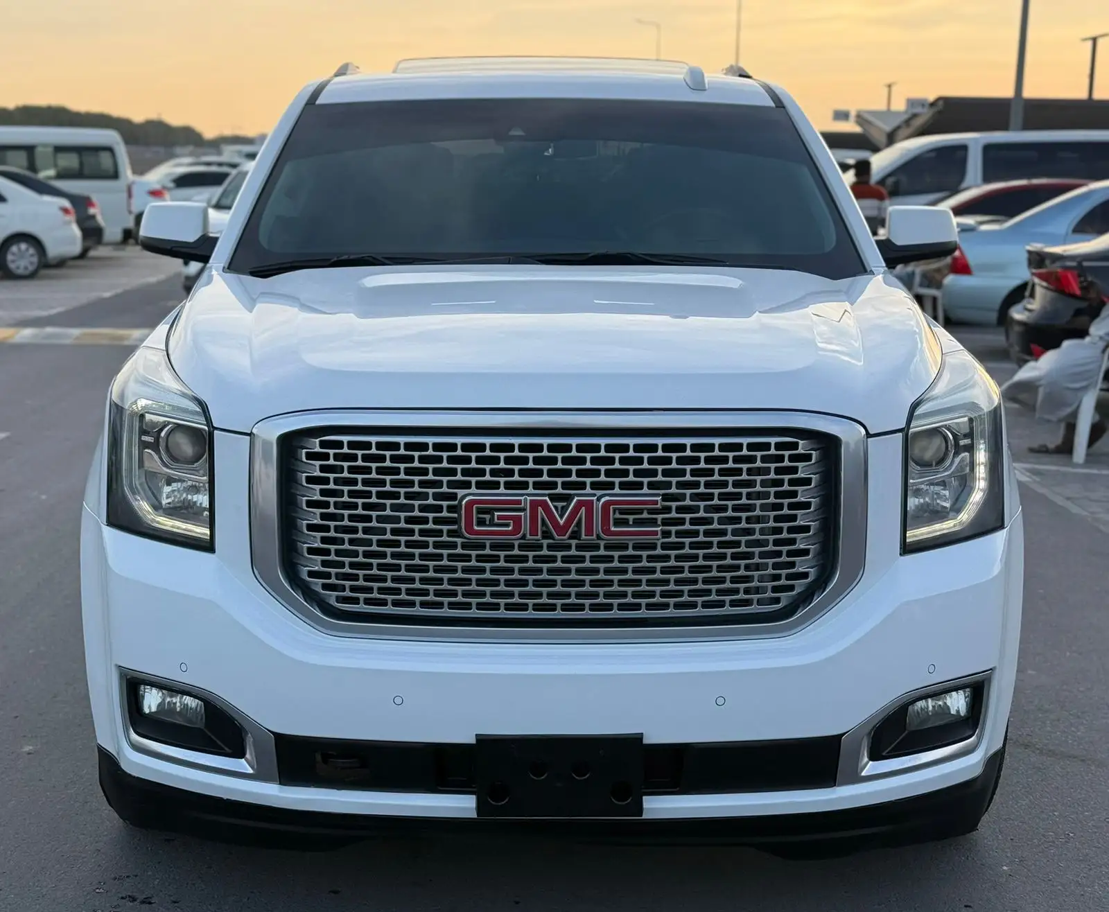 جي أم سي يوكون 2015 undefinedL