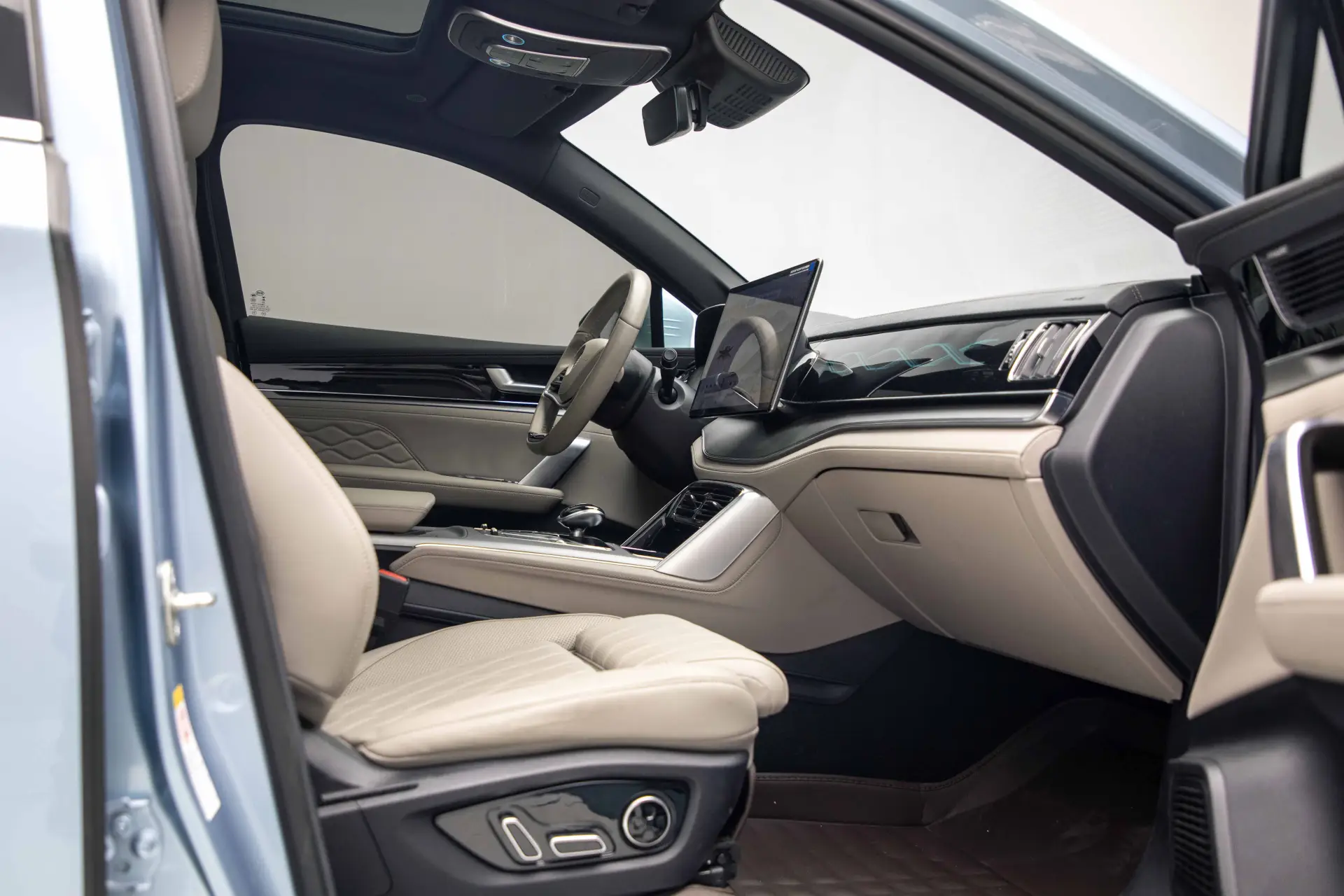 بي واي دي Tang EV 2023