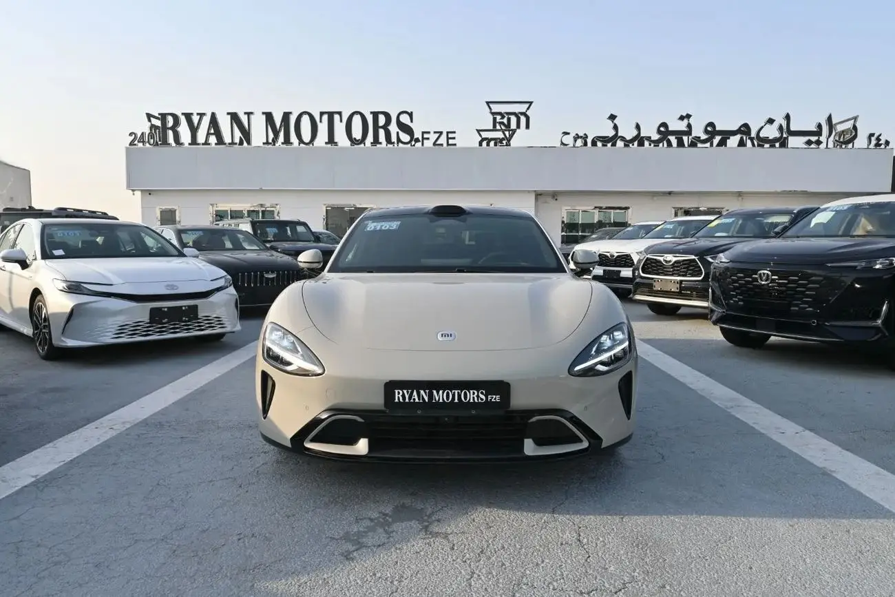 شاومي SU7 2024 undefinedL