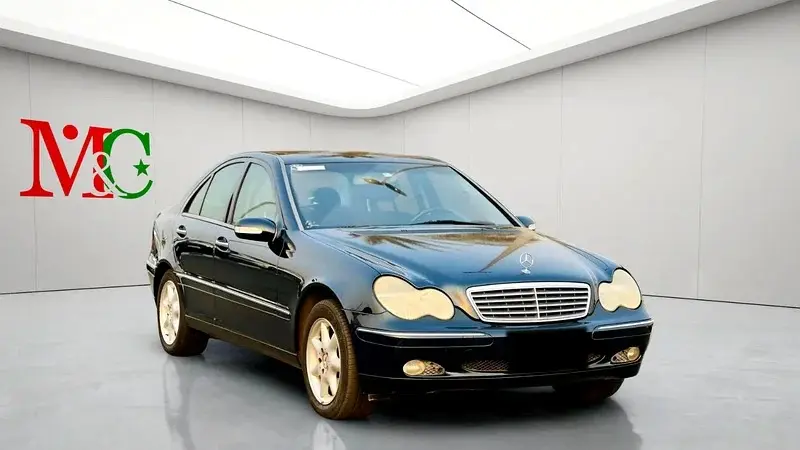 Mercedes Benz C Class 2002 2L