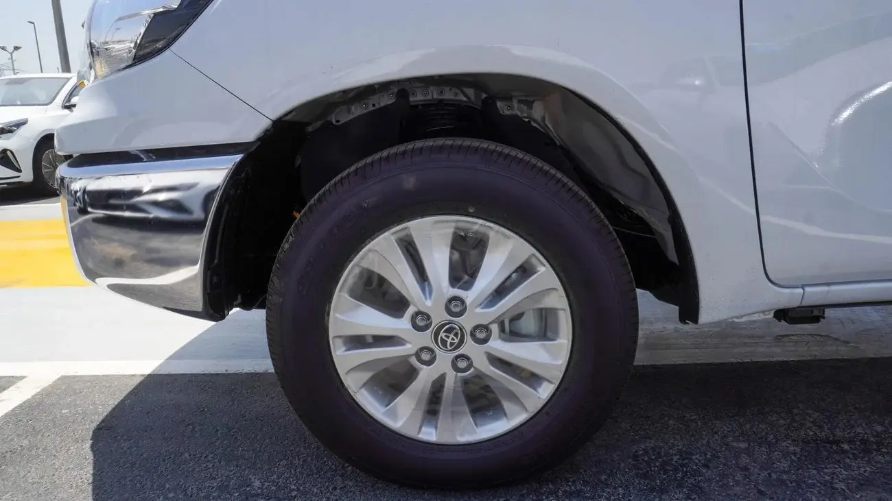 تويوتا هيلوكس 2025 2.7L