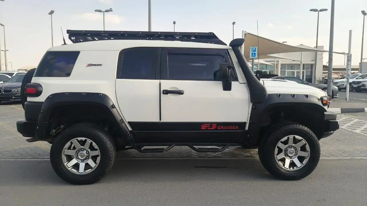 Toyota Land Cruiser FJ 2015