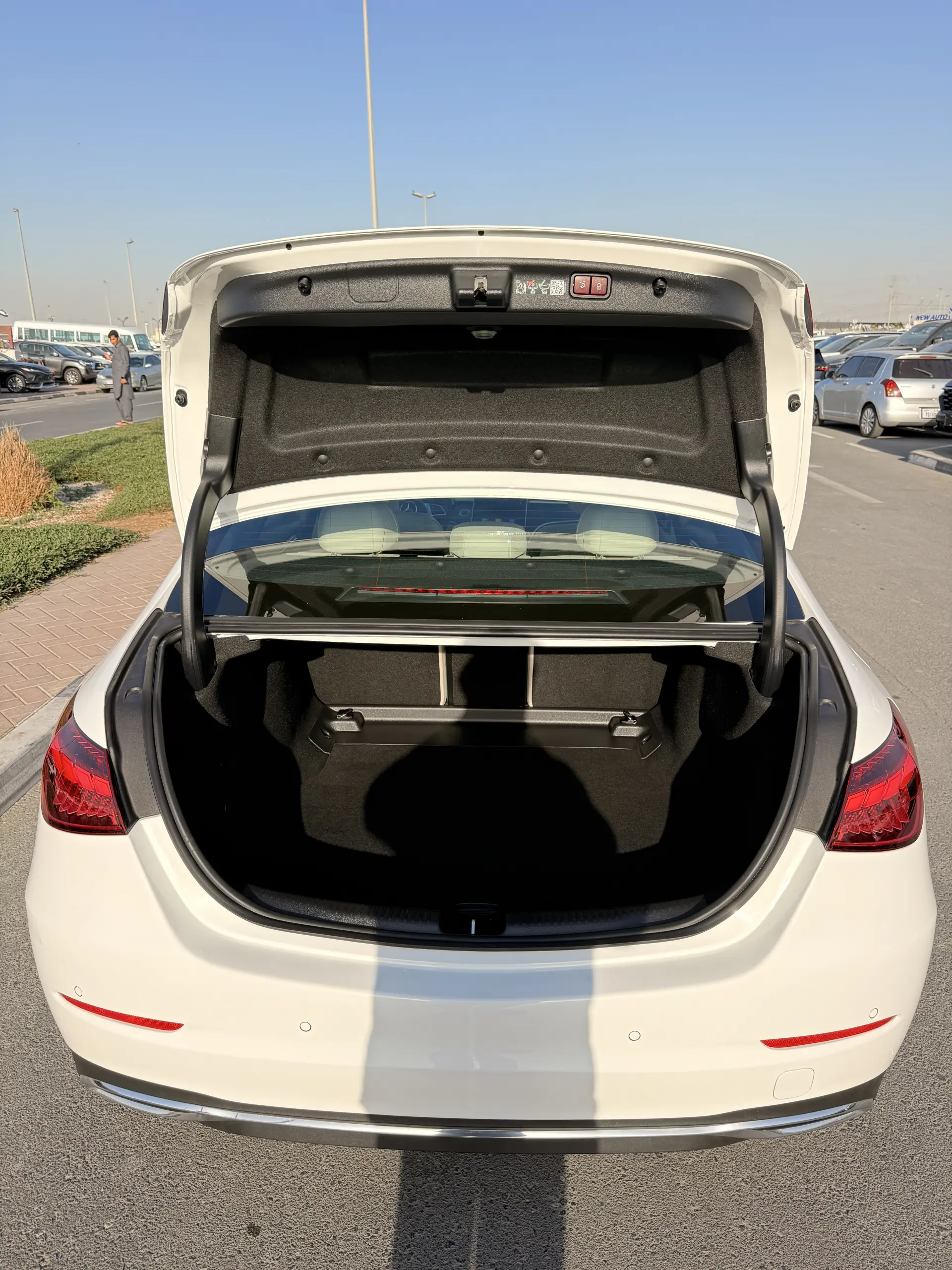 مرسيدس بنز C Class 2025 2L