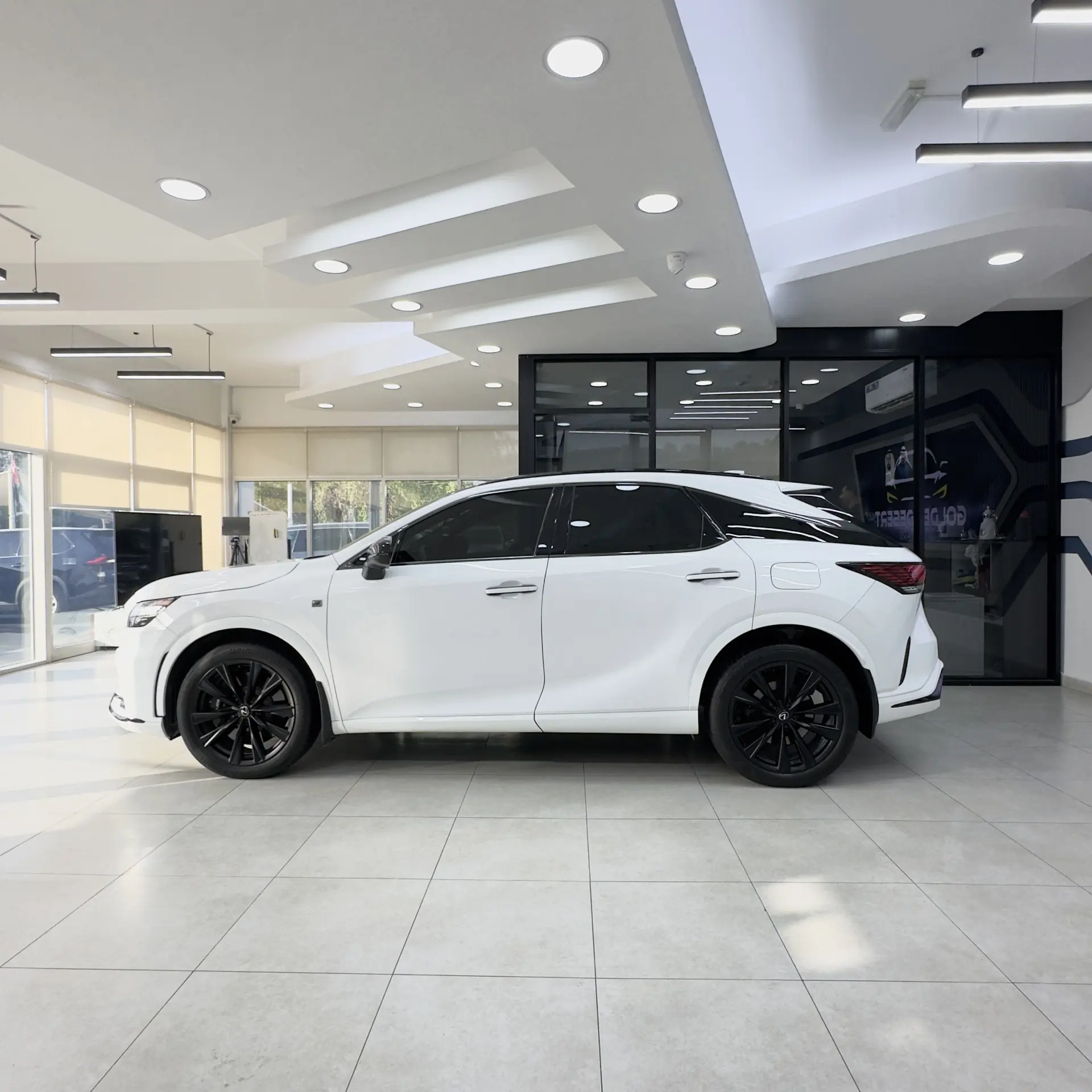 Lexus RX 2023 2.4L