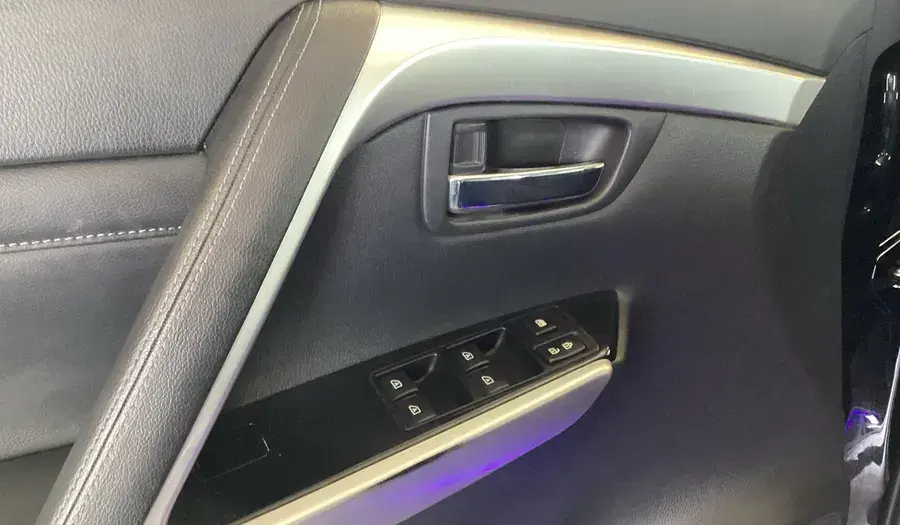 Mitsubishi Montero 2023