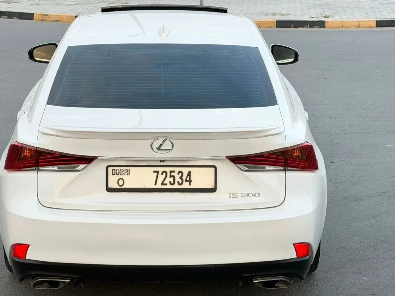 Lexus IS 2019