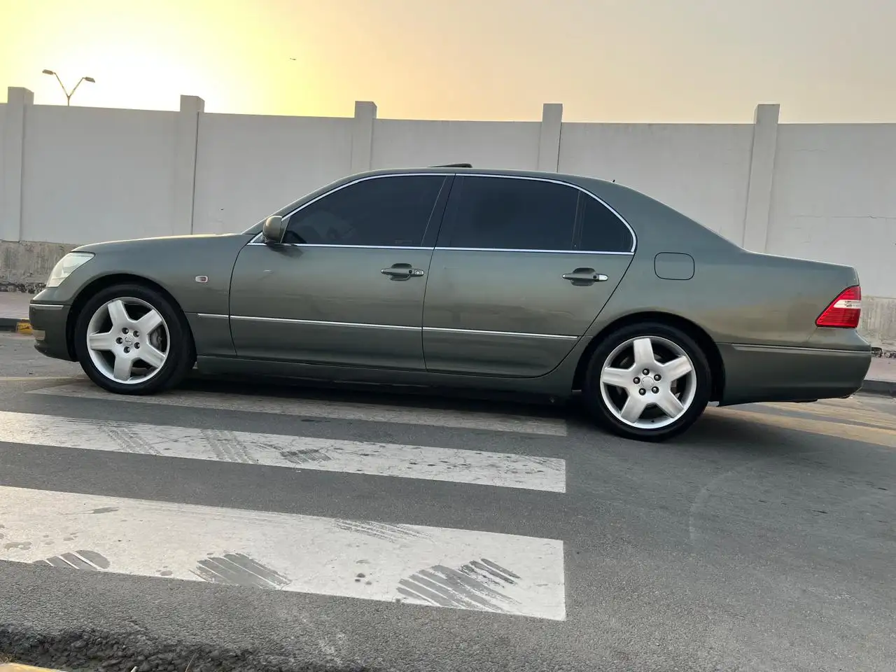 Lexus LS 2005
