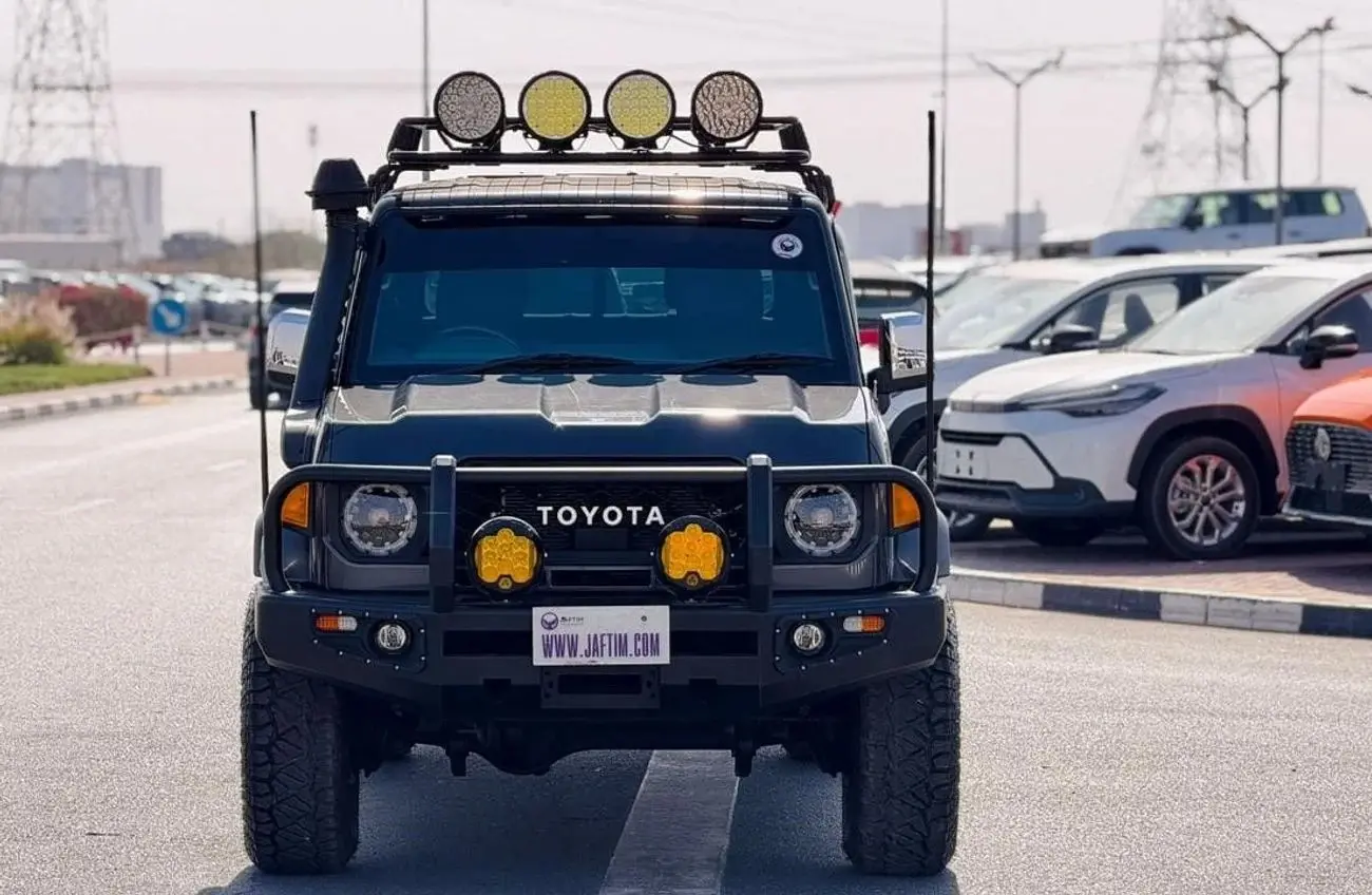 تويوتا لاند كروزر بيك آب 2022 4.5L