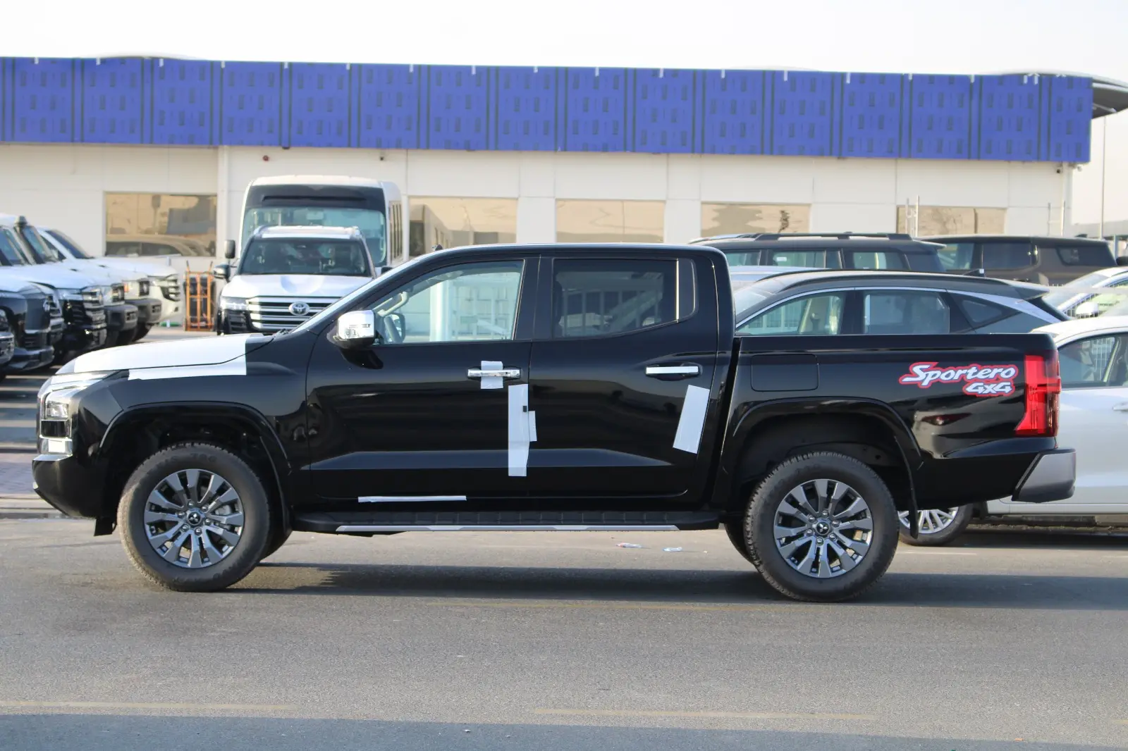 ميتسوبيشي L200 2025 2.4L