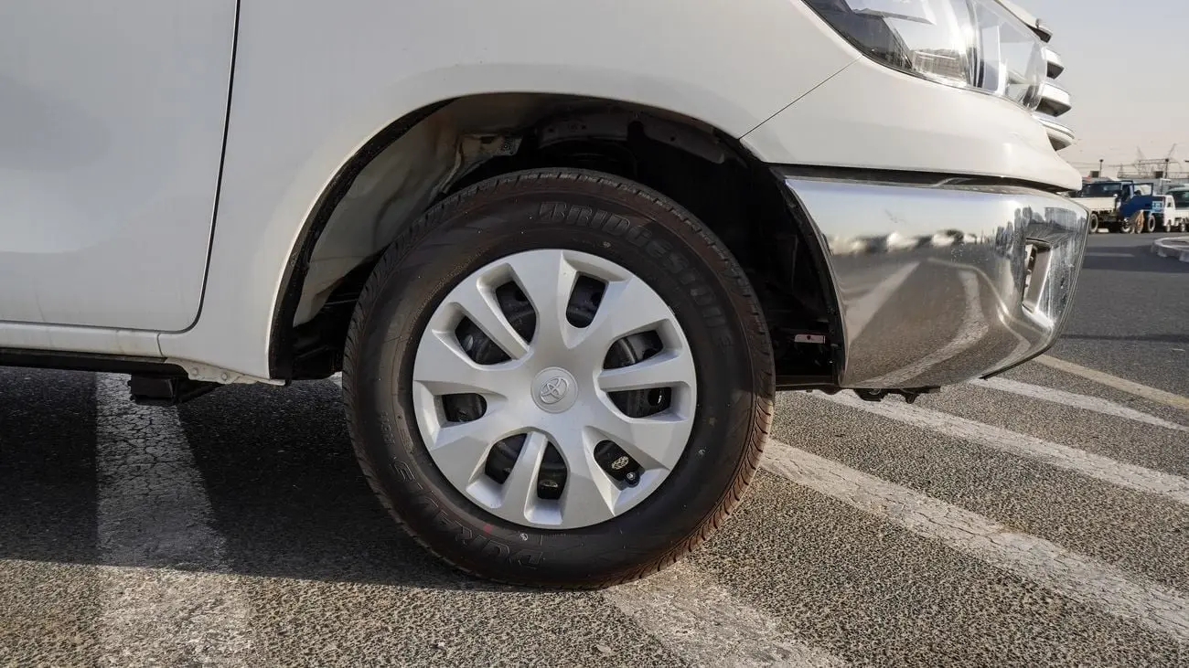 تويوتا هيلوكس 2025 2.7L