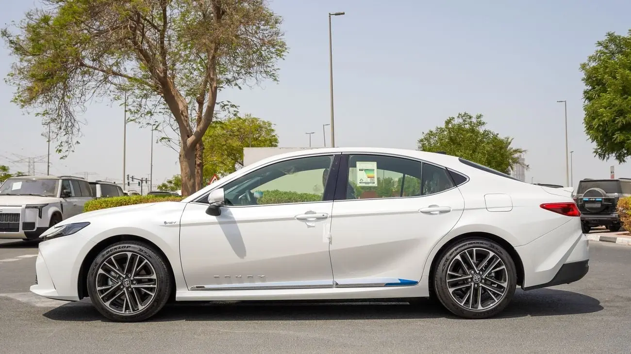 Toyota Camry HEV 2025 2.5L