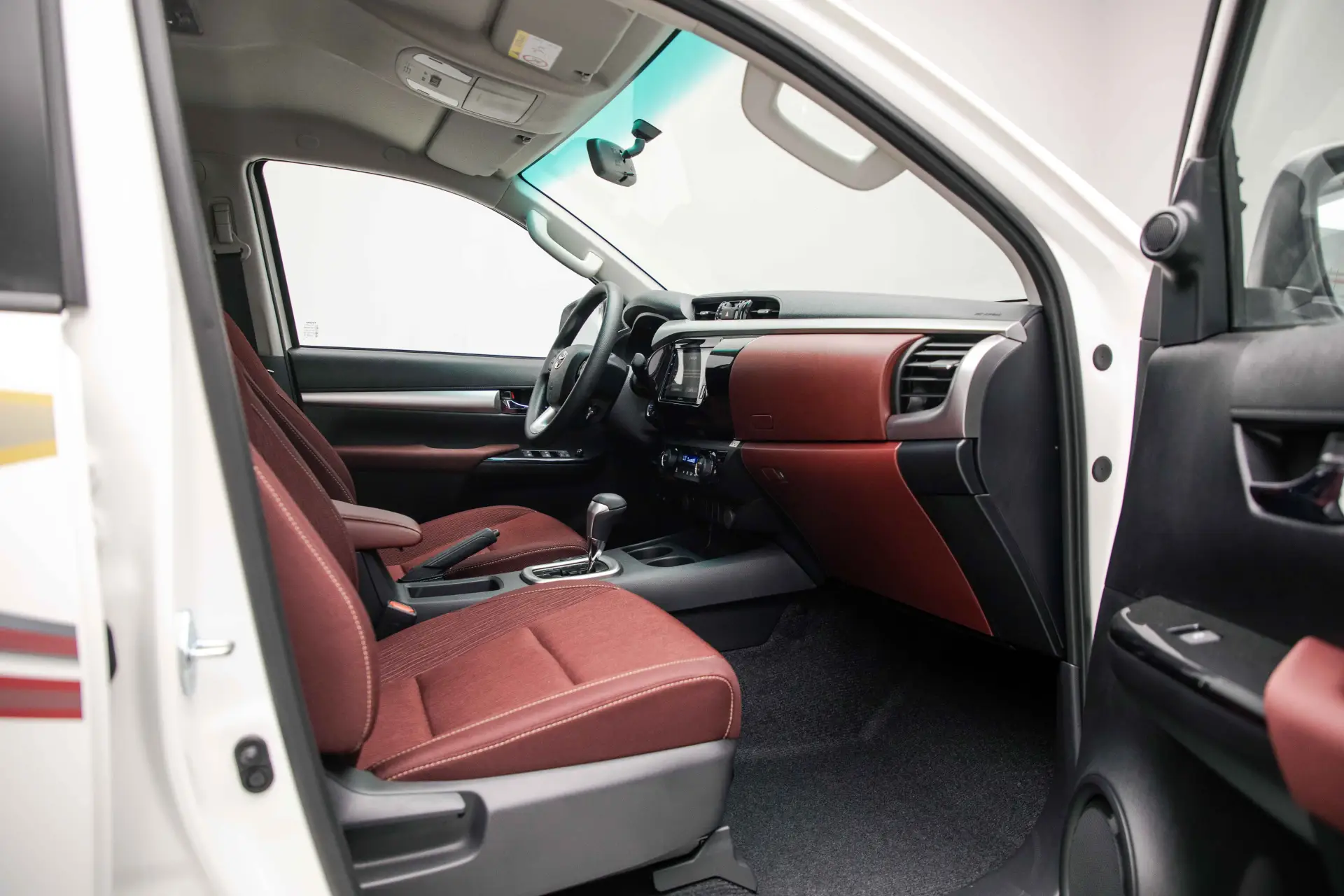 تويوتا هيلوكس 2025 2.7L