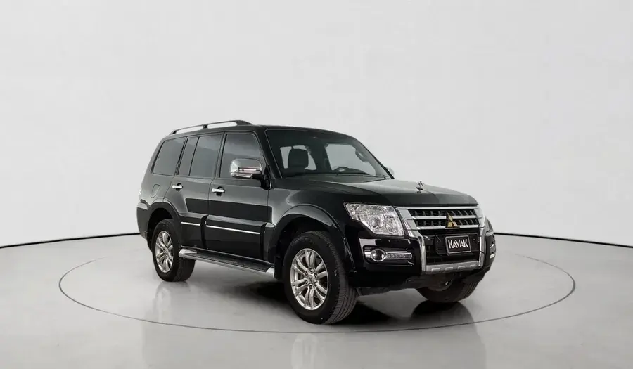 Mitsubishi Pajero 2020