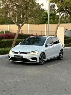 Volkswagen Golf R 2018 2000CC