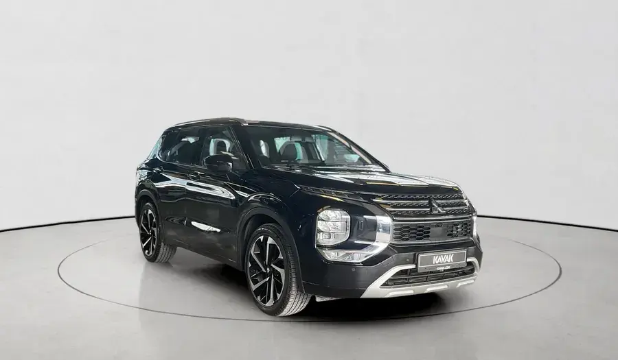 ميتسوبيشي آوتلاندر 2023 2.5L