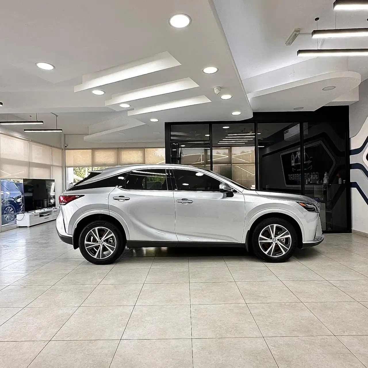 Lexus RX 2025 2.4L