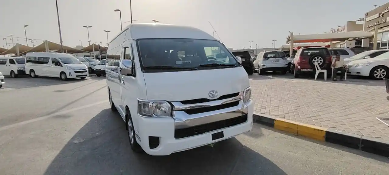 Toyota Hiace 2016