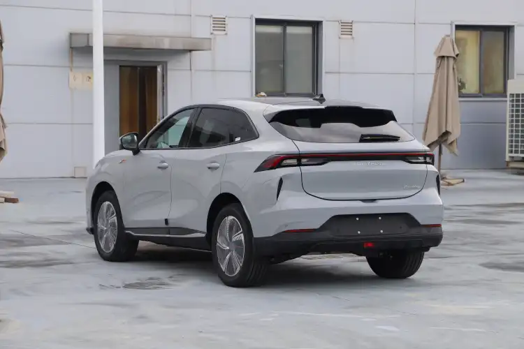 فورثينغ فرايدي EV الإمارات العربية المتحدة - دليل كامل 2026