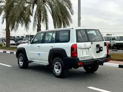 نيسان باترول سفاري 2023 4.8L