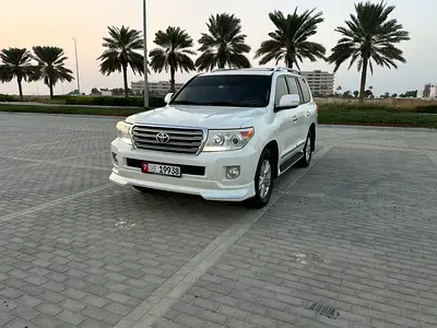 Toyota Land Cruiser 2015 4.8L