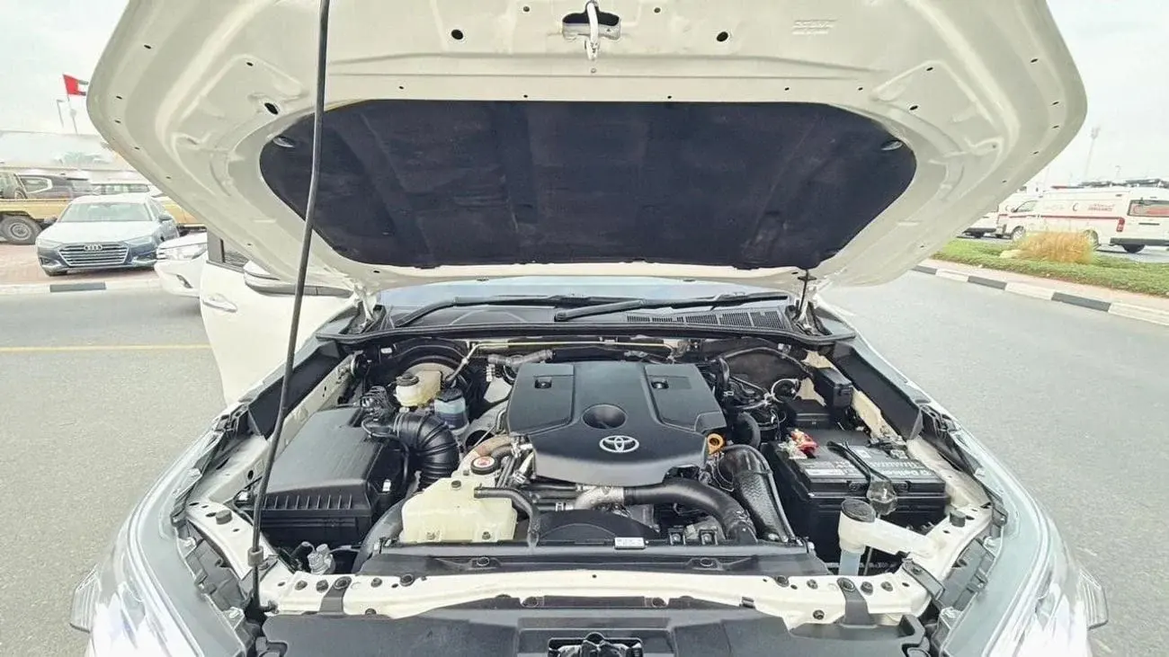 تويوتا هيلوكس 2022 2.8L