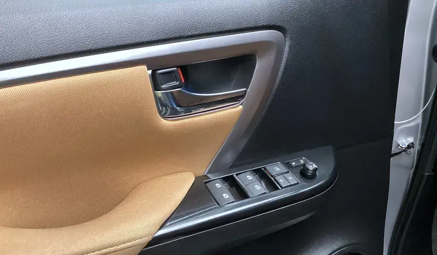 فرونتلاندر 2024 4L