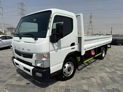 Mitsubishi Canter 2023