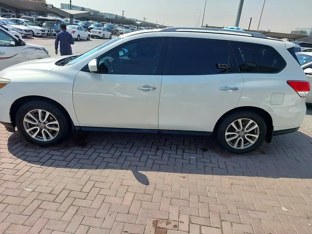 نيسان باثفايندر 2014