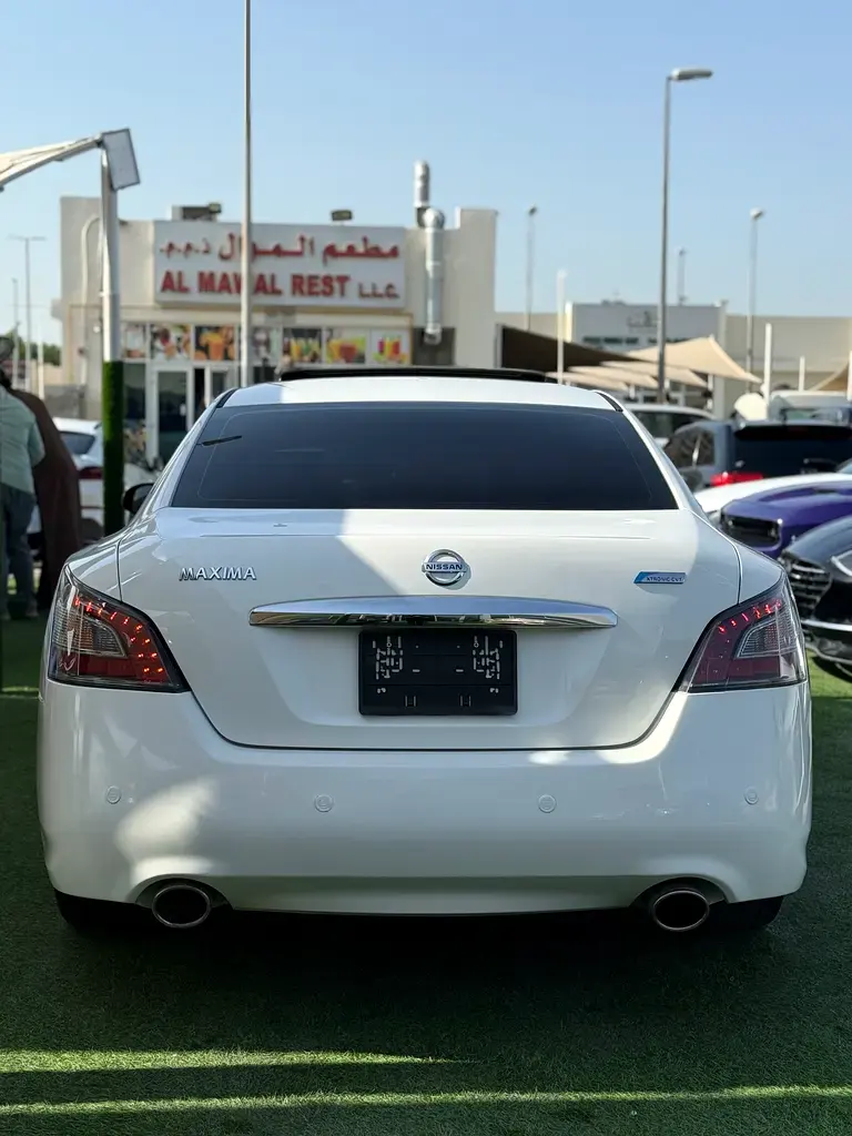Nissan Maxima 2012