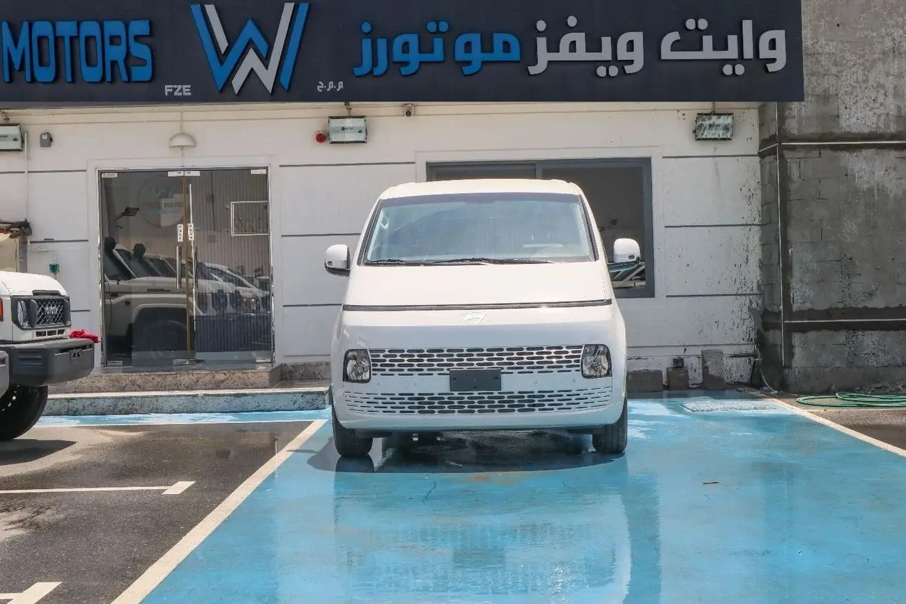 Hyundai Staria 2025