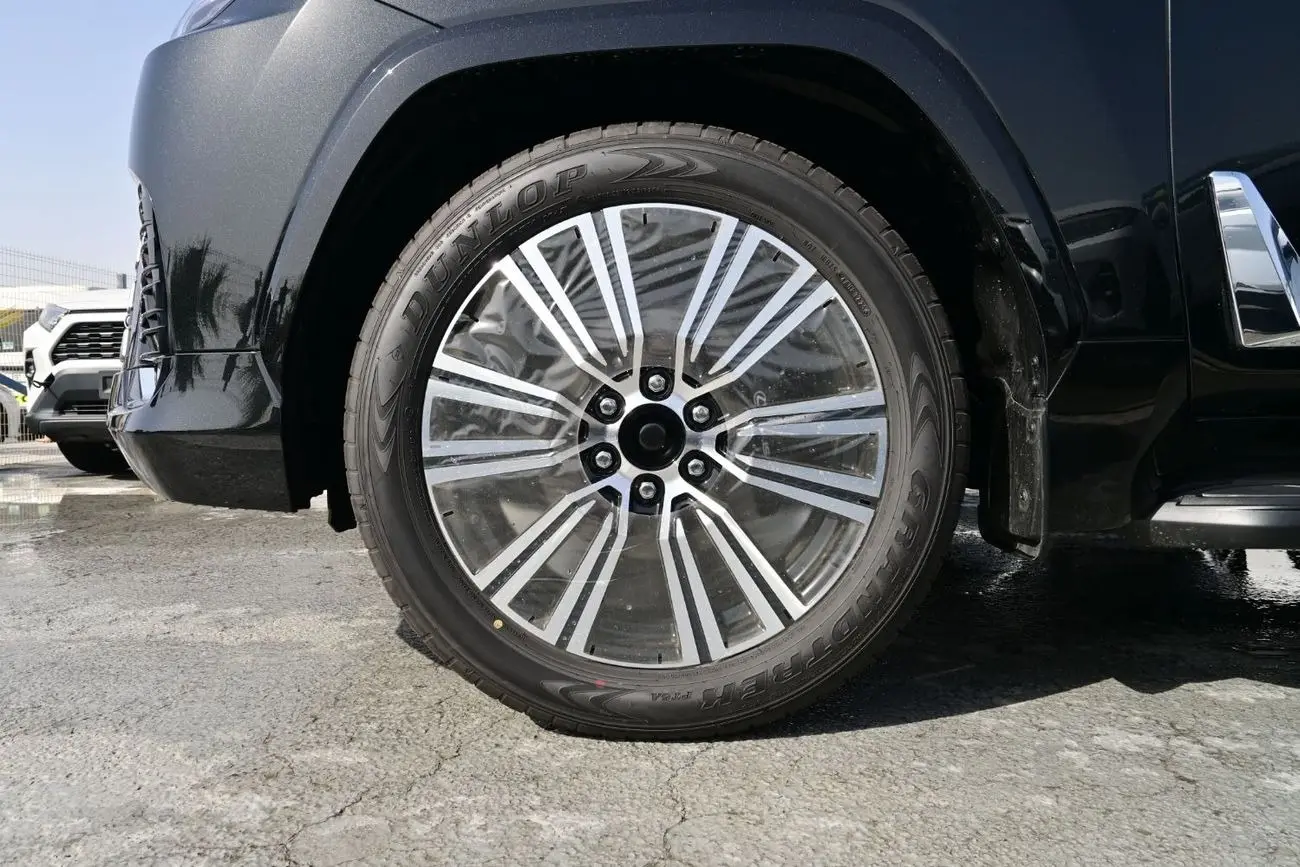 لكزس LX 2025 3.5L