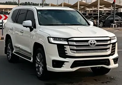 تويوتا لاند كروزر 2011