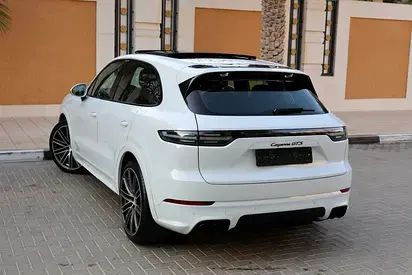 Porsche Cayenne 2023