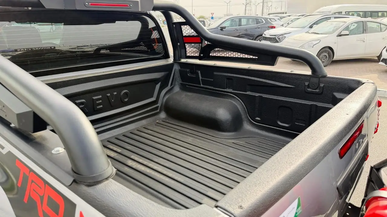 تويوتا هيلوكس 2022 2.8L