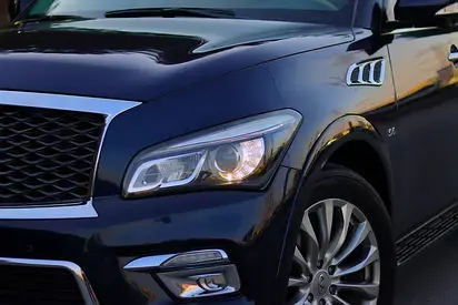Infiniti QX80 2016 5.6L