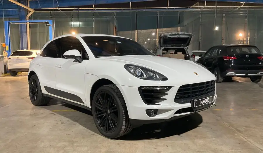 بورش ماكان 2018